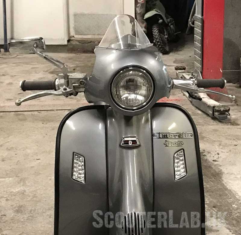 SLUK prototype XL5 screen on Chris' KTM 390-powered Lambretta. Click the image to read Marcus' feature.