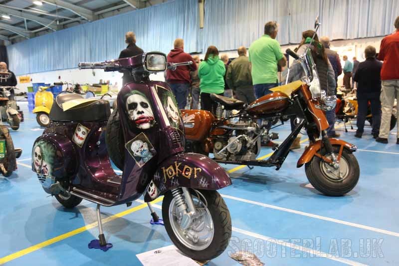 Class-winning Joker Vespa and a Cushman. Don't see that every day!