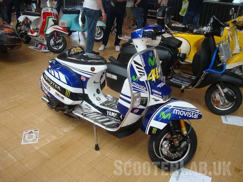 DSC07021800
