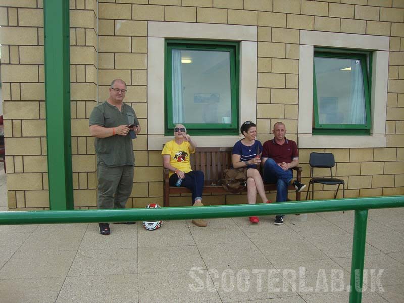 DSC07061800