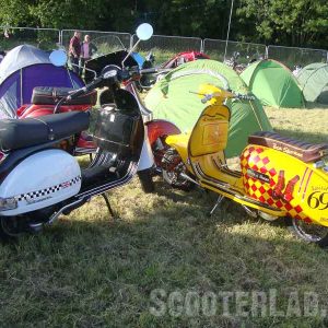 DSC07094800