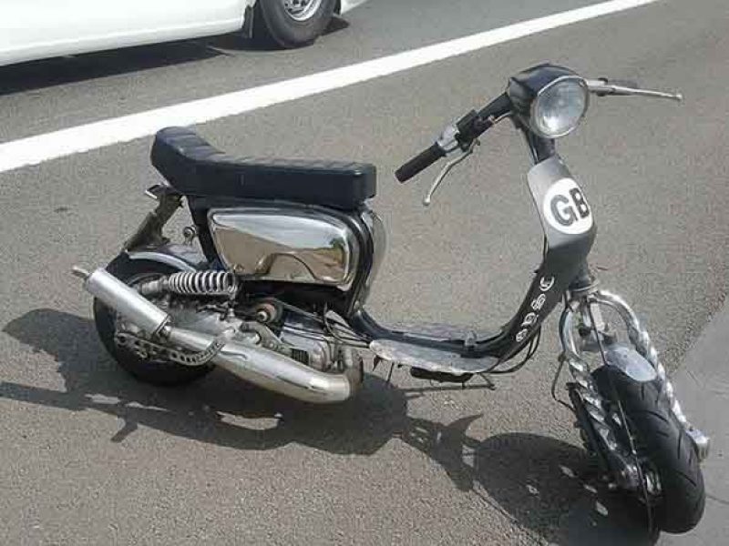 ryans_broken_shocker_kapellebrug800