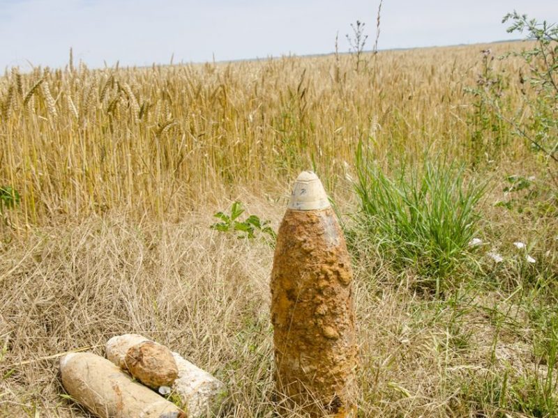 3 - DSC_5636 Unexploded ordnance 3 - DSC_5636 Unexploded ordnance