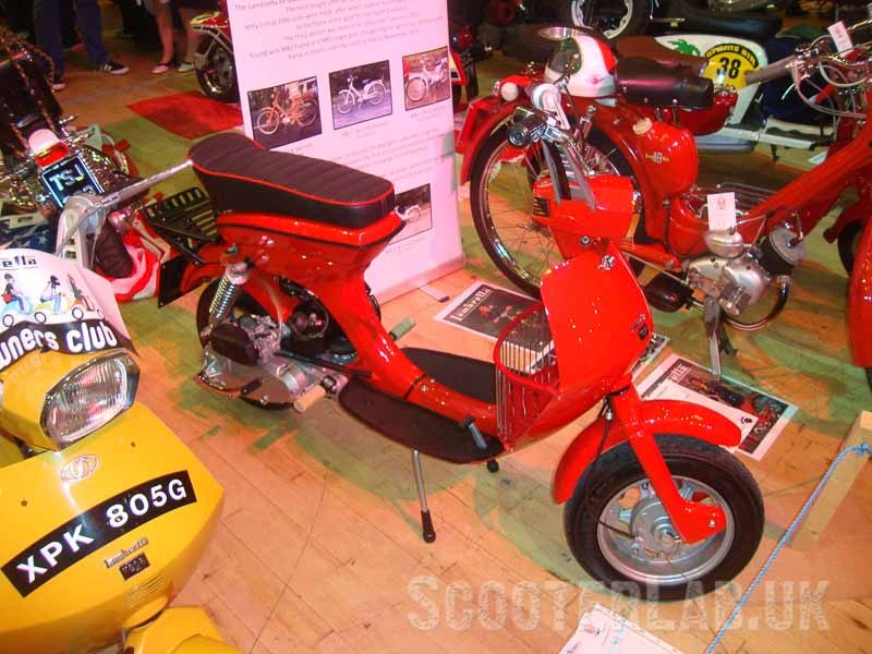 DSC08097800