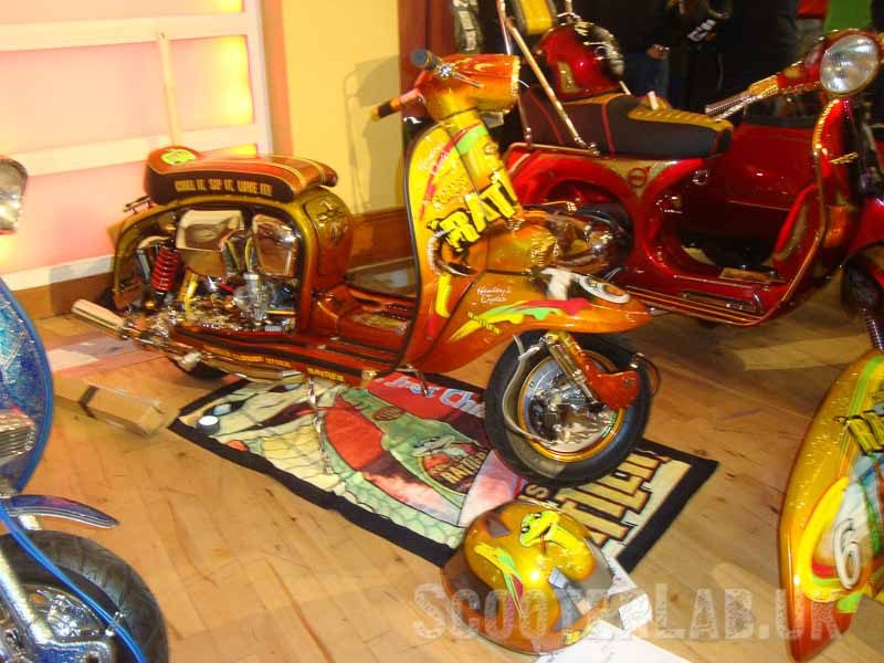 DSC08152800