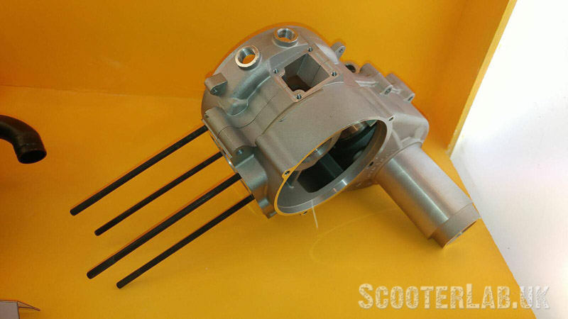 Wide frame Vespa casings