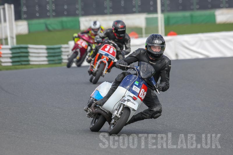 Mallory Park BSSO scooter racing – from the hot seat  | FEATURE