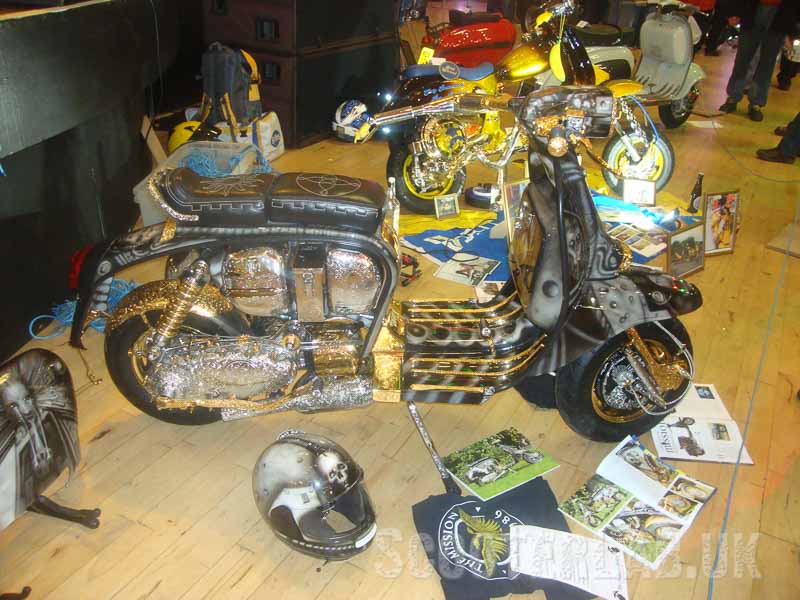 Wake has only been shown twice since it was rebuilt, it will be at Alfreton at the weekend along with potentially two other ex-Jeremy Howlett bikes, including Dazzle.