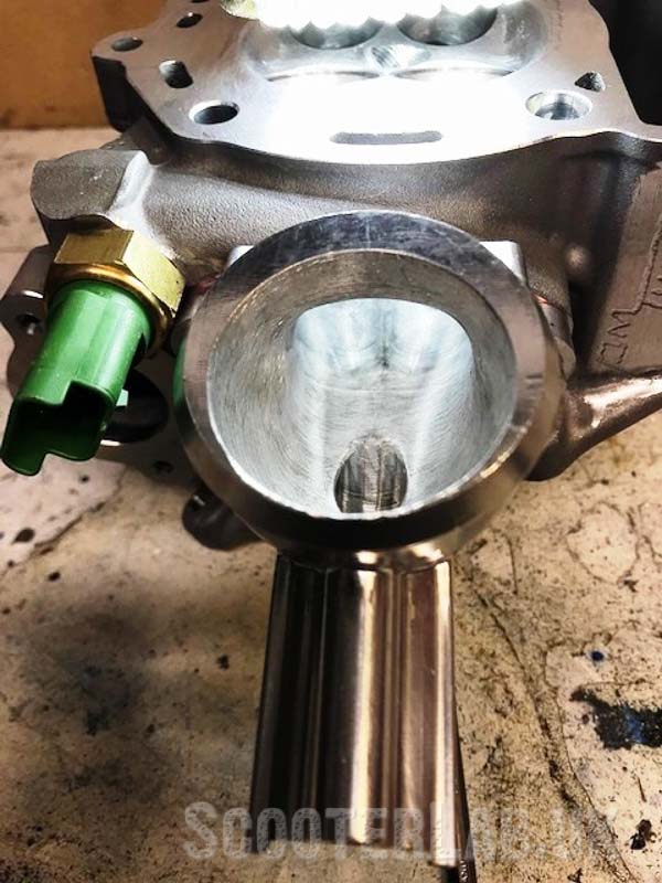 Inlet manifold matched and blended