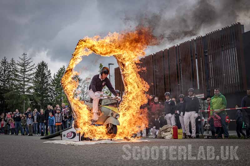 1000 scooterists celebrate SIP’s 25th anniversary  | NEWS