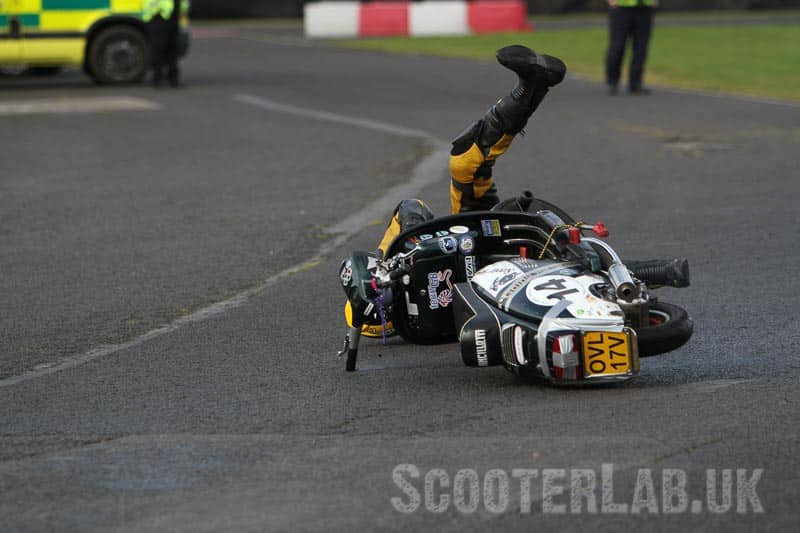 Andy Vass shows us how to tarmac surf - see the full sequence in our gallery