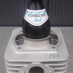 800