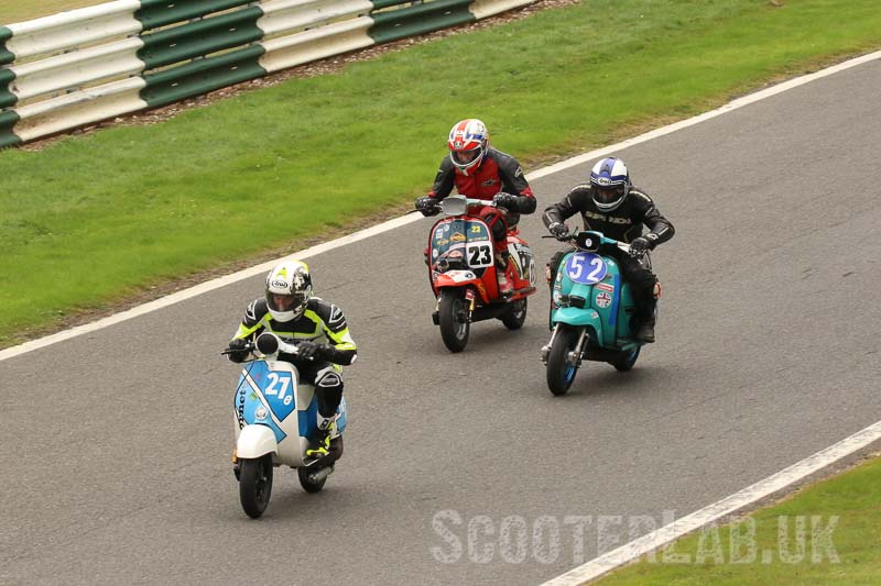 #27 Hornet Racing's Ian Scutt, #52 John Woods and Keith Terry #23