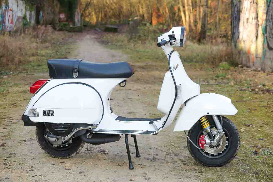 thumbnail image 2 of Fortified Friction Free Cable Set For Vespa T5 Classic – Grey Teflon Speedo Cables 2 of 5
