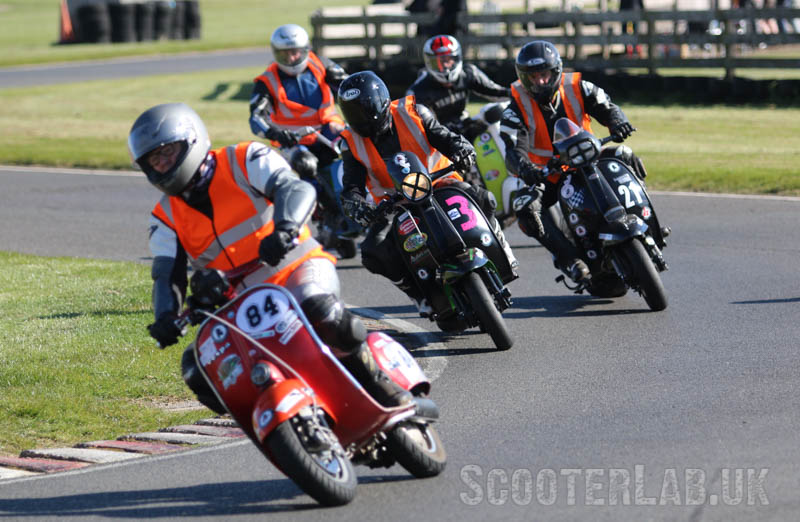 Loads of novices makes for a real mixed bag of abilities, great to see