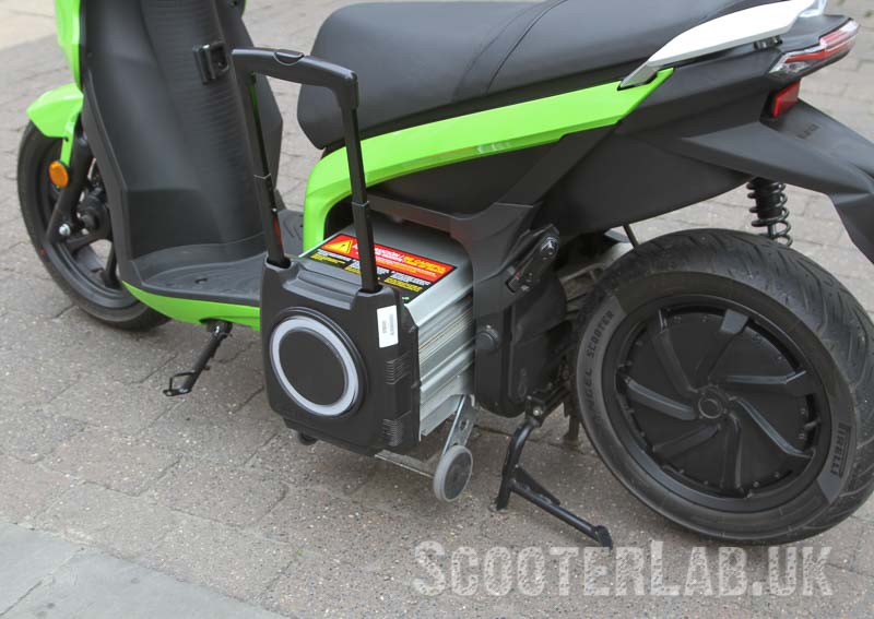 Nifty battery trolley for easy removal