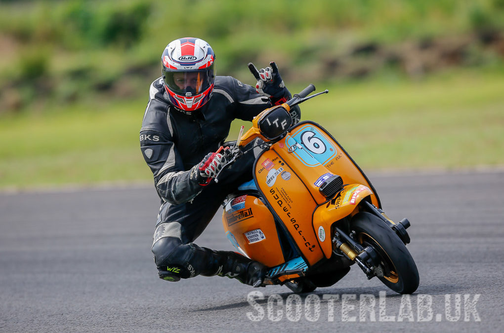 BSSO Scooter racing: Pembrey – South Wales | FEATURE